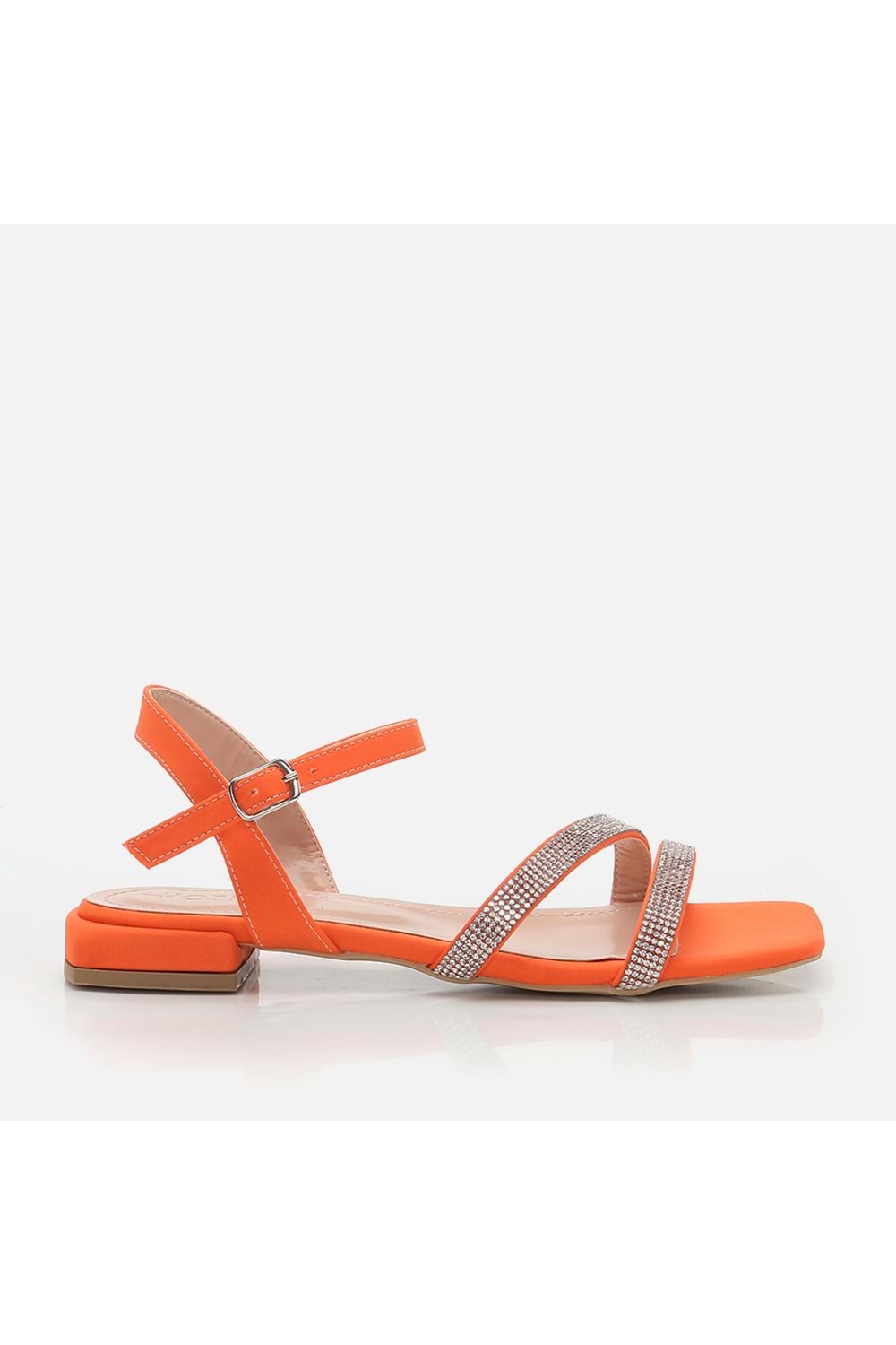 Düz Sandalet