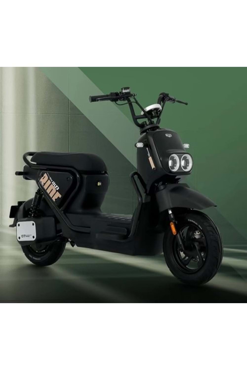 ELEKTRİKLİ MOTOSİKLET EBG-068 1000W ( 72V23AH SPEED 65KM RANGE 70KM )