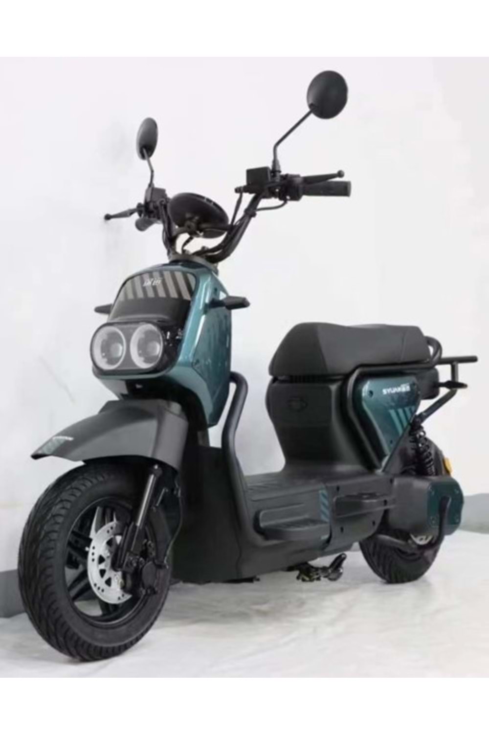 ELEKTRİKLİ MOTOSİKLET EBG-068 1000W ( 72V/23AH SPEED 65KM RANGE 70KM )