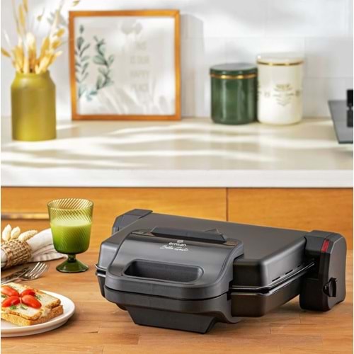 EMSAN BELLA GUSTO TOST MAKİNESİ, SİYAH