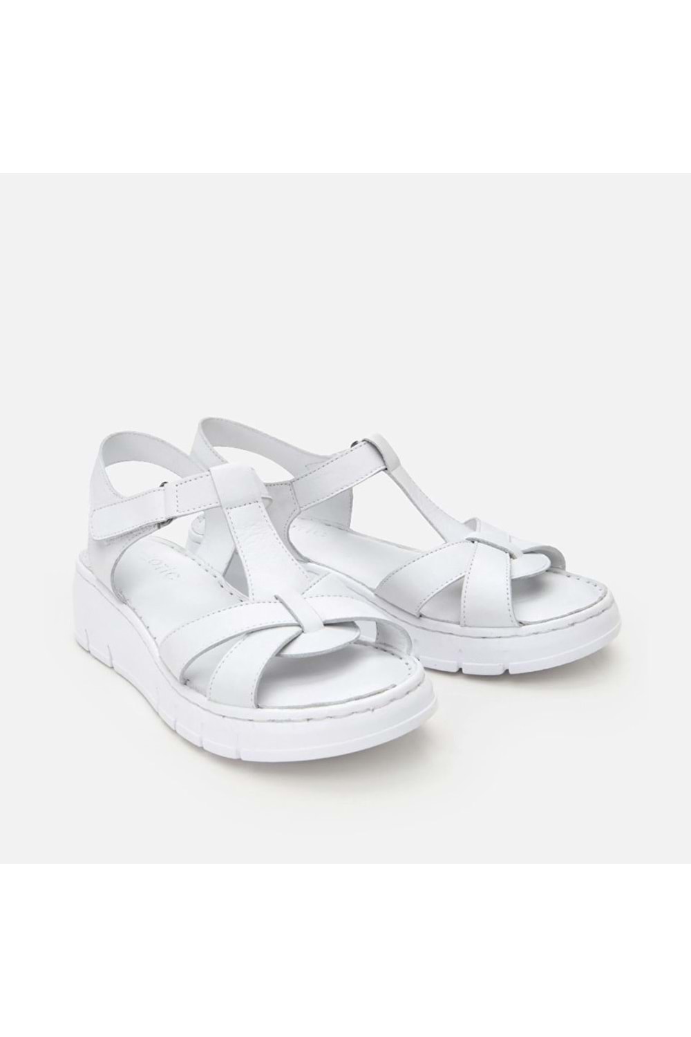 Düz Sandalet
